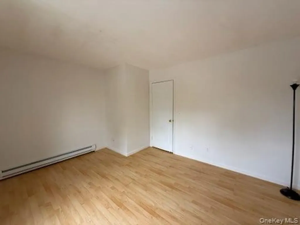 407 Saracino Drive Maybrook NY 12543
