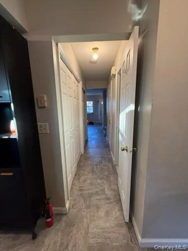 407 Saracino Drive Maybrook NY 12543