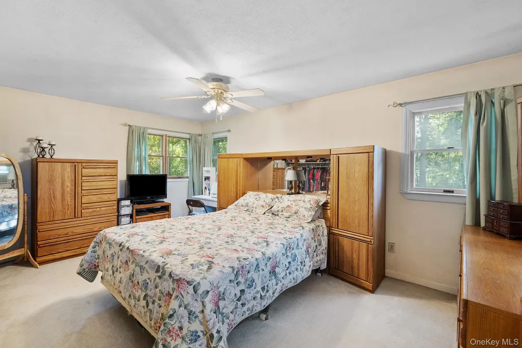 48 Slater Road Patterson NY 12563