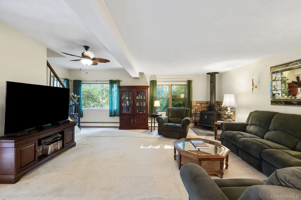 48 Slater Road Patterson NY 12563