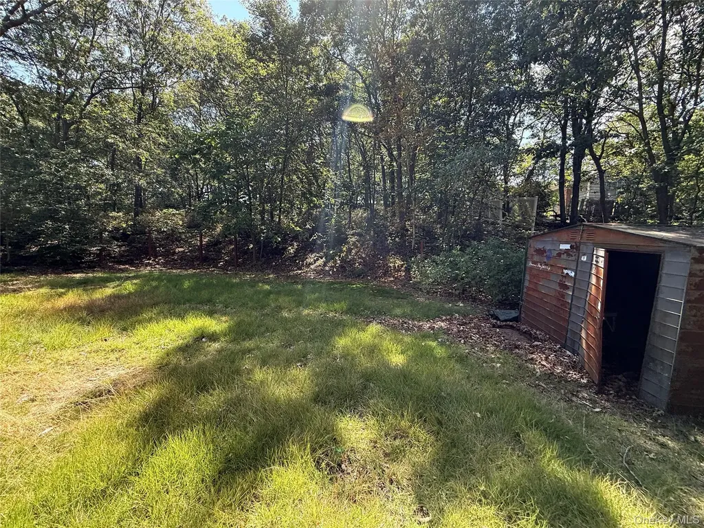 14 Clearview Avenue Selden NY 11784