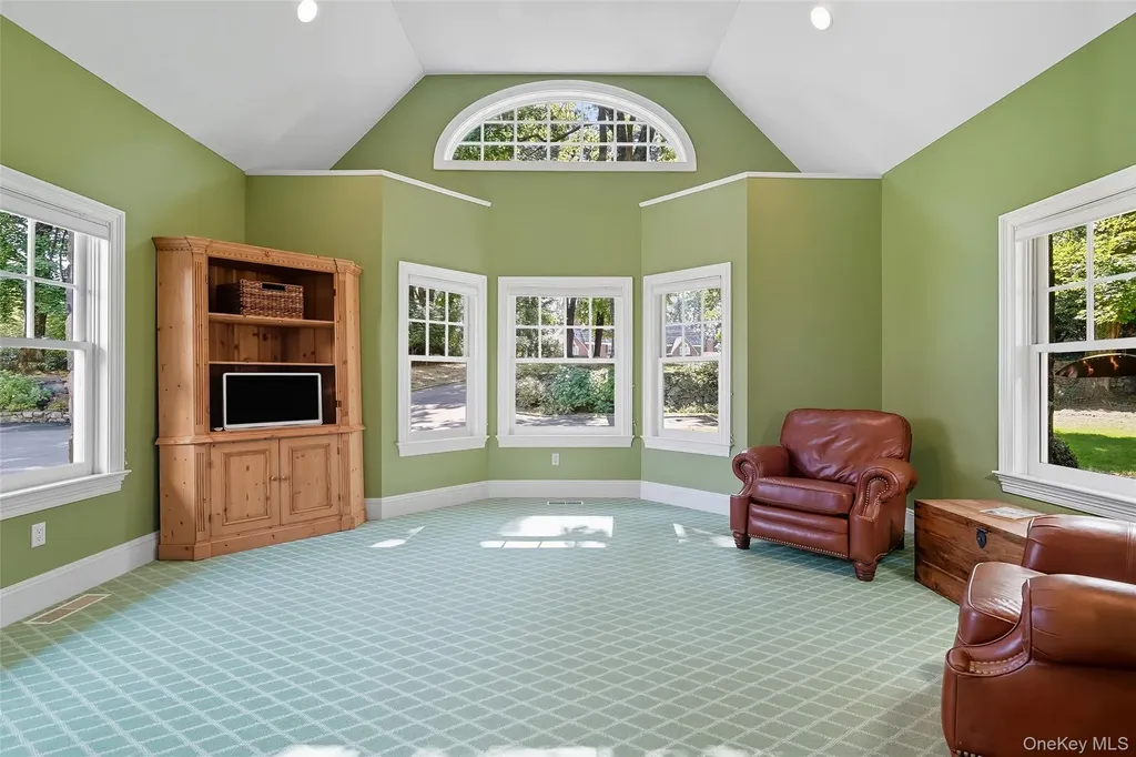 9 Boxwood Lane Rye NY 10580