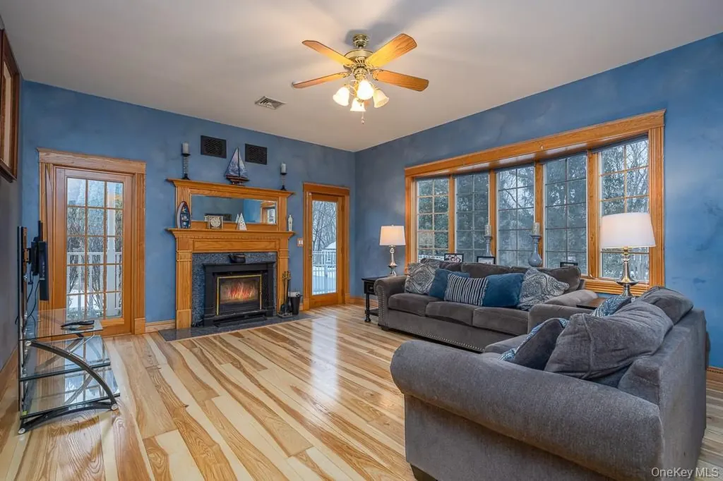 332 S Middletown Road Pearl River NY 10965