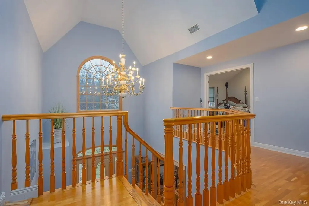 332 S Middletown Road Pearl River NY 10965