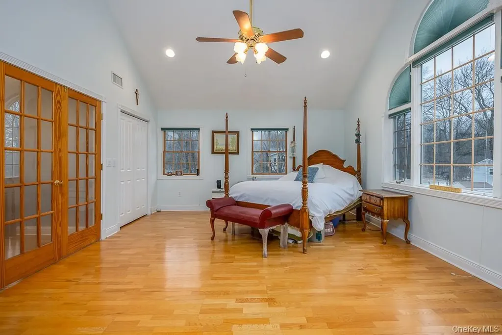 332 S Middletown Road Pearl River NY 10965