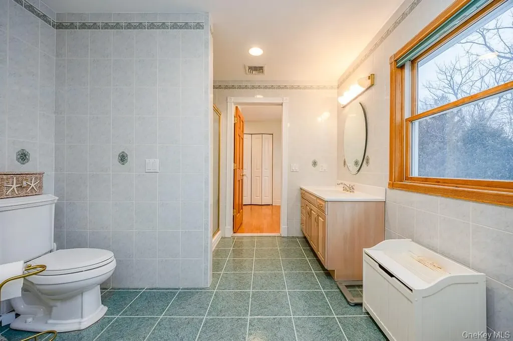 332 S Middletown Road Pearl River NY 10965