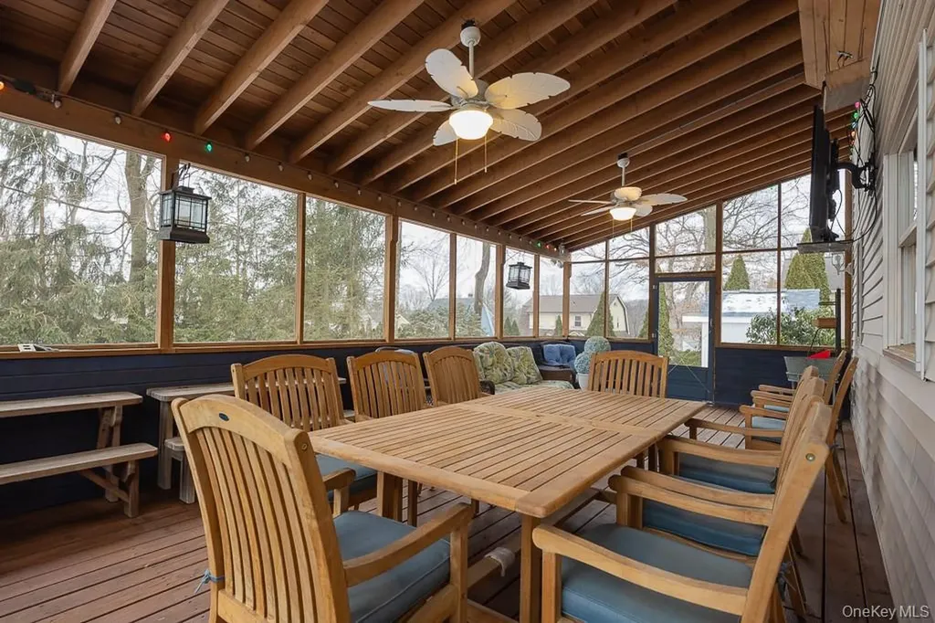 332 S Middletown Road Pearl River NY 10965