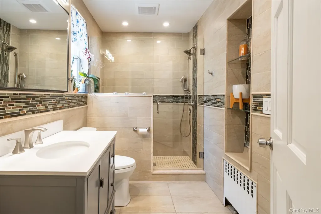 982 Split Rock Road Pelham NY 10803
