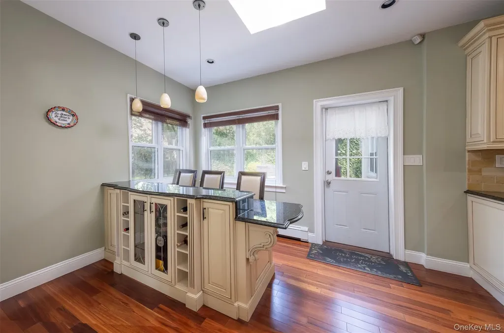 982 Split Rock Road Pelham NY 10803