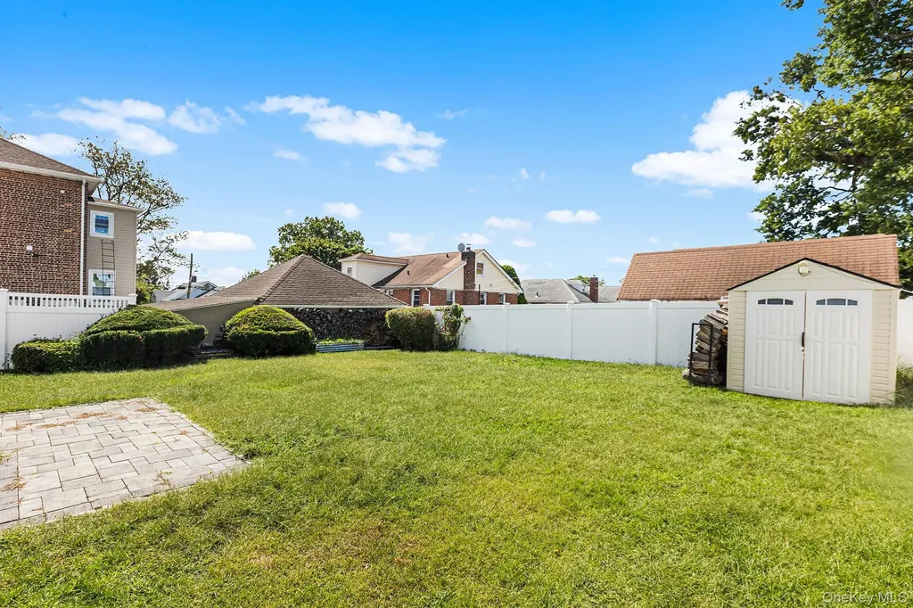 271 Hayward Street Yonkers NY 10704