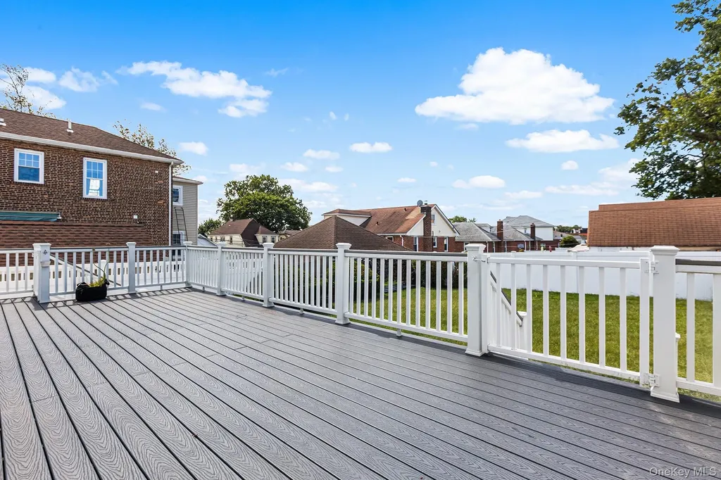 271 Hayward Street Yonkers NY 10704