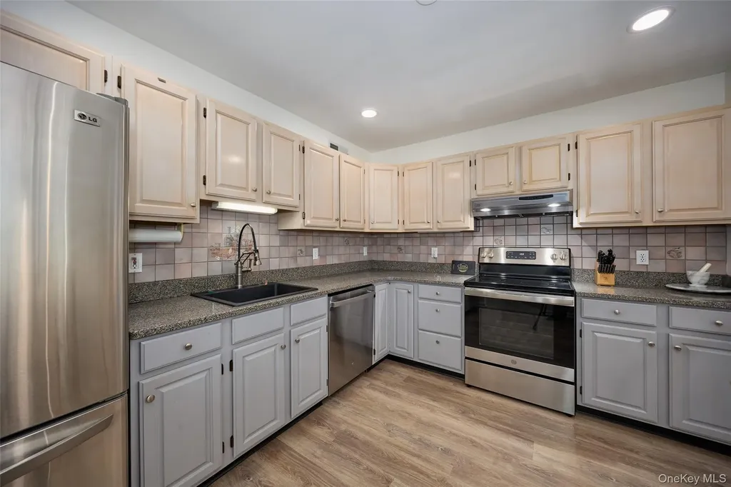 30 Deer Crossing Drive Fishkill NY 12524