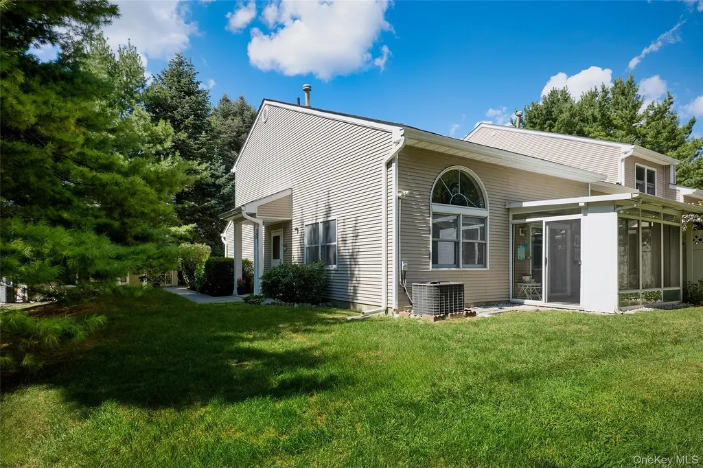 30 Deer Crossing Drive Fishkill NY 12524