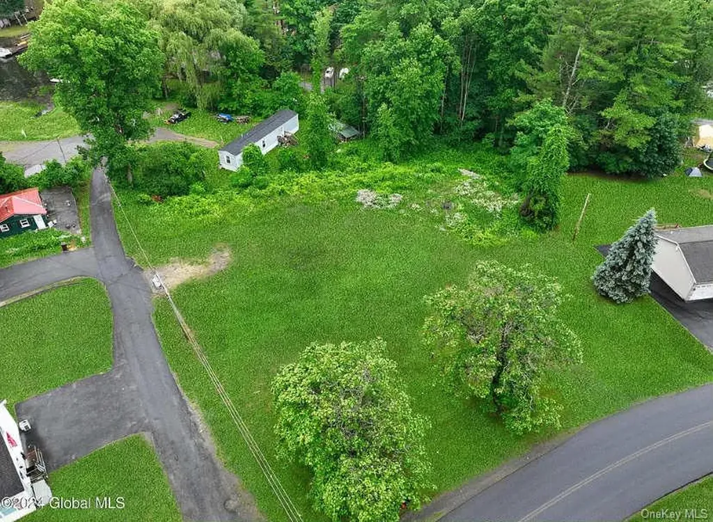 302 Hadlock Pond Call Listing Agent NY 12827