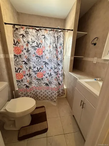 94 Lockman Avenue Staten Island NY 10303