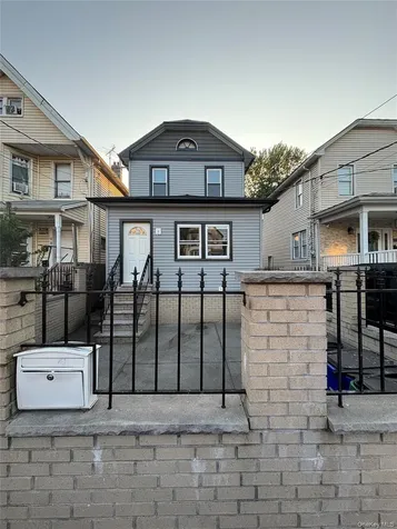 94 Lockman Avenue Staten Island NY 10303