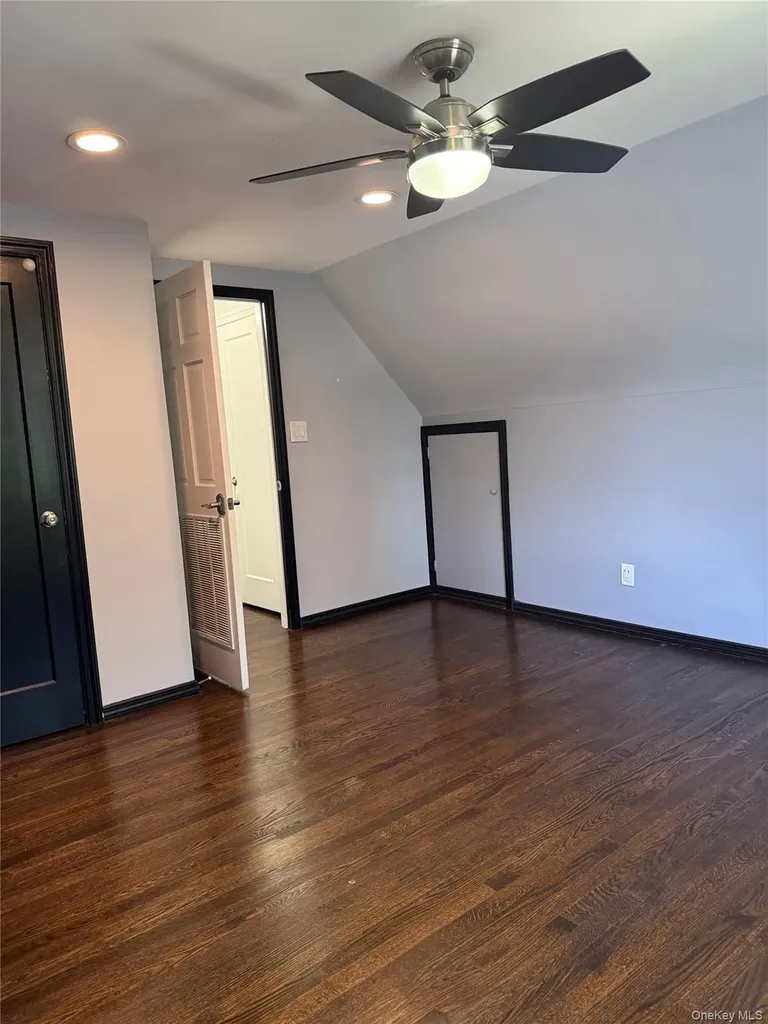 175 Wardwell Road Mineola NY 11501
