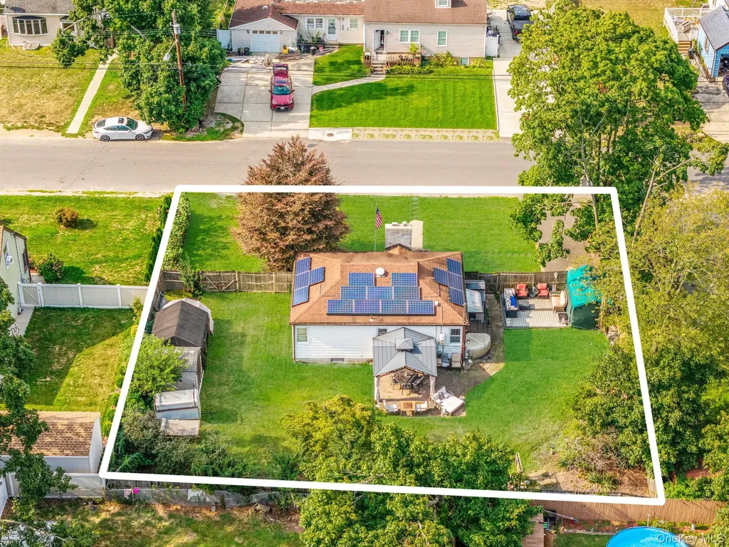 30 Oakdale Avenue Central Islip NY 11722