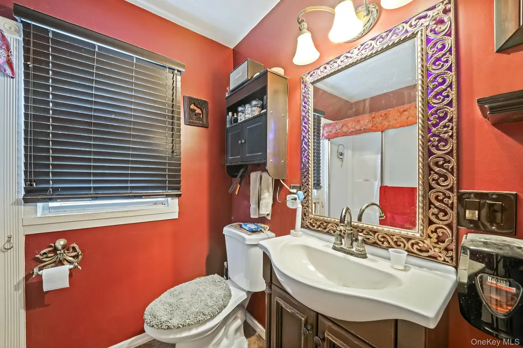 30 Oakdale Avenue Central Islip NY 11722