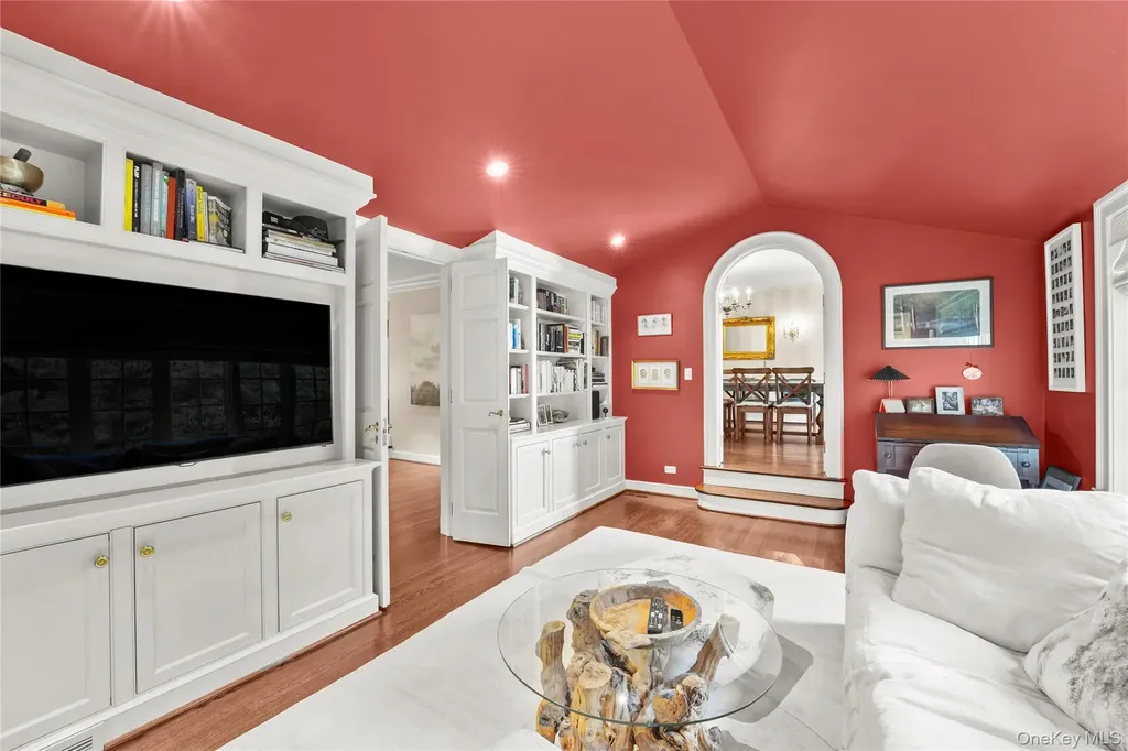 25 Moore Road Bronxville NY 10708