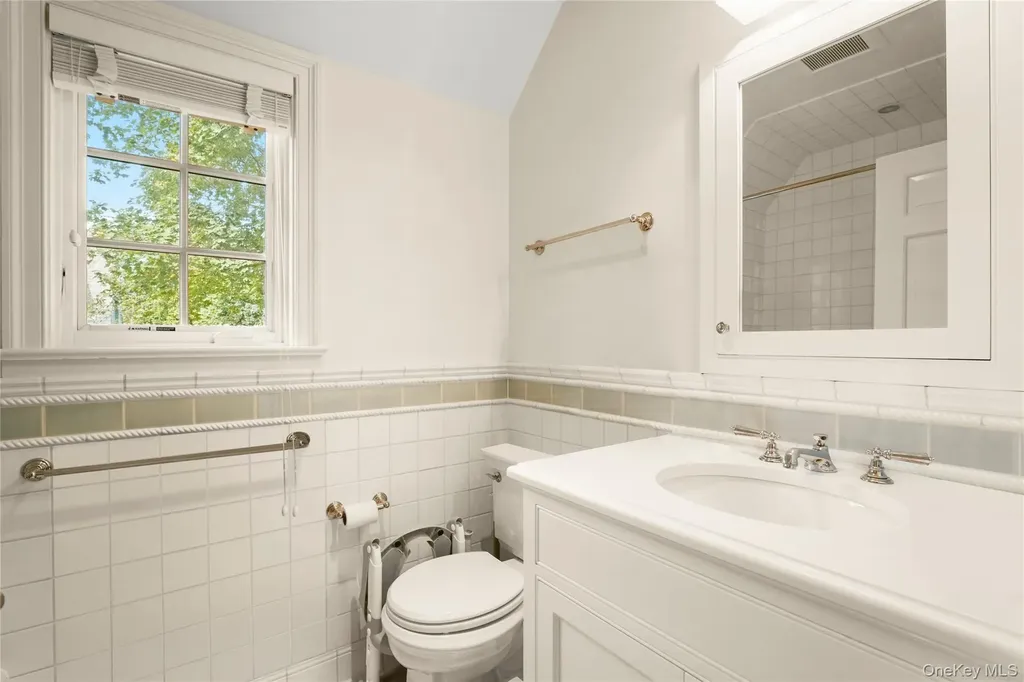 25 Moore Road Bronxville NY 10708