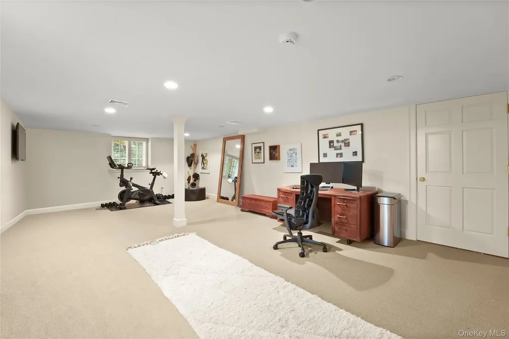 25 Moore Road Bronxville NY 10708