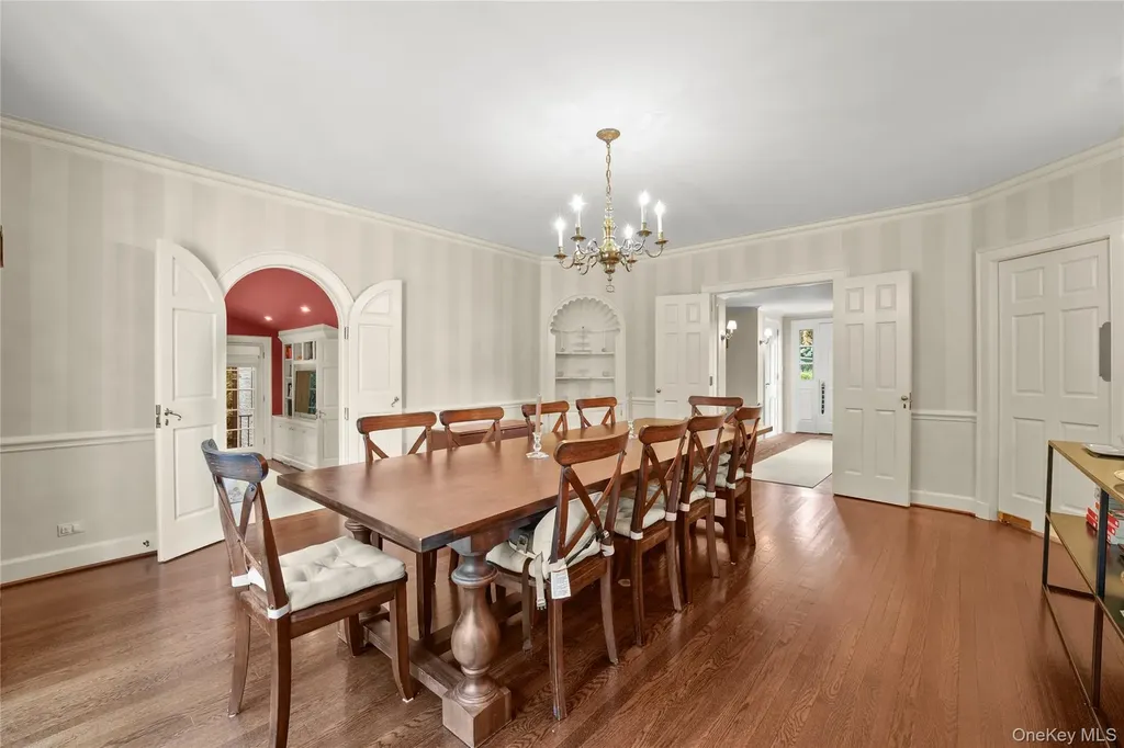 25 Moore Road Bronxville NY 10708