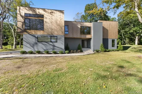 28 Mclain Street Bedford Corners NY 10549