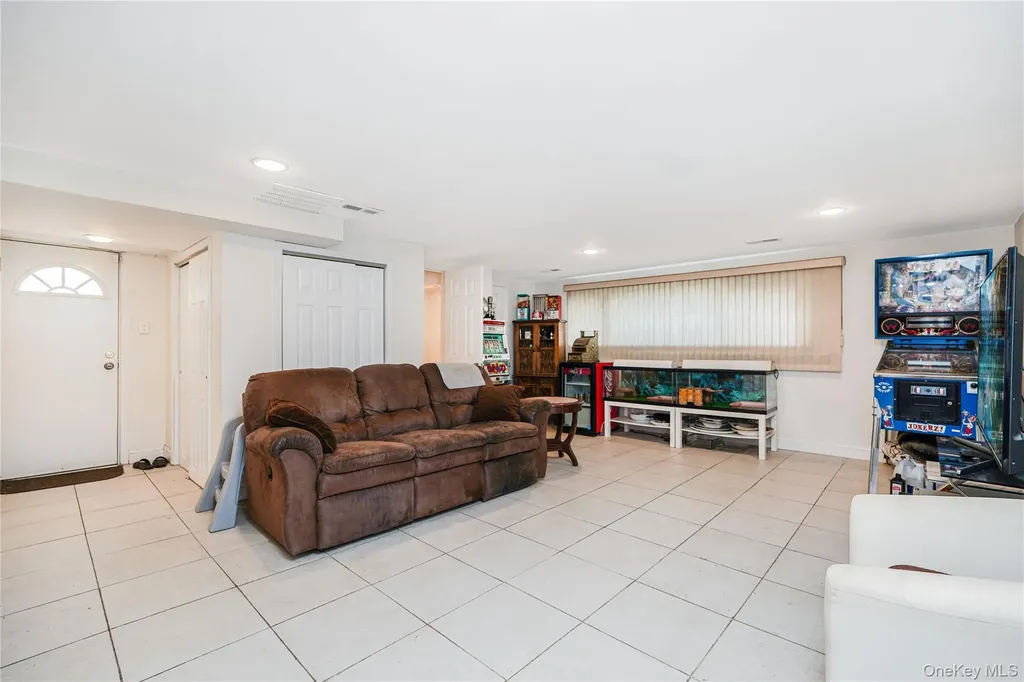 171 Merrill Avenue Staten Island NY 10314
