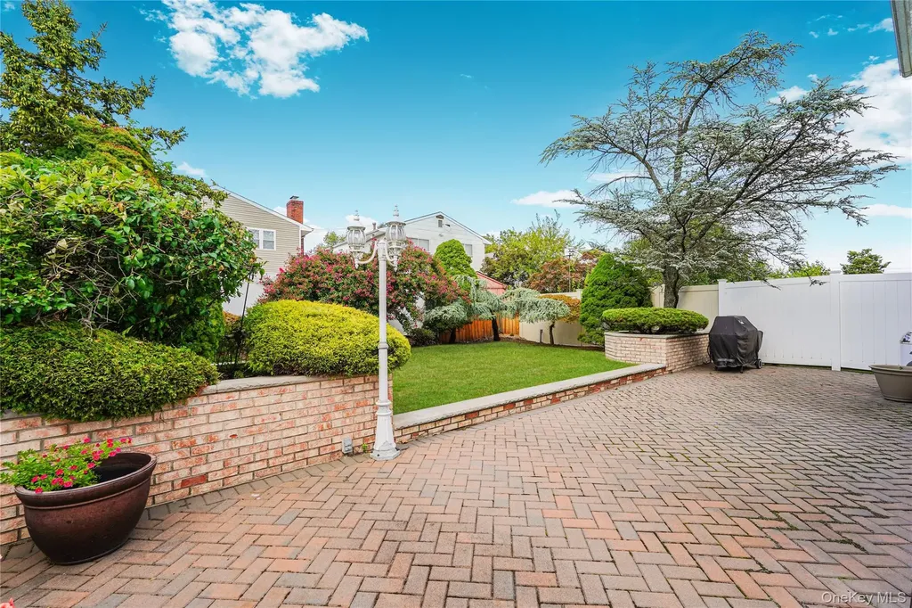171 Merrill Avenue Staten Island NY 10314