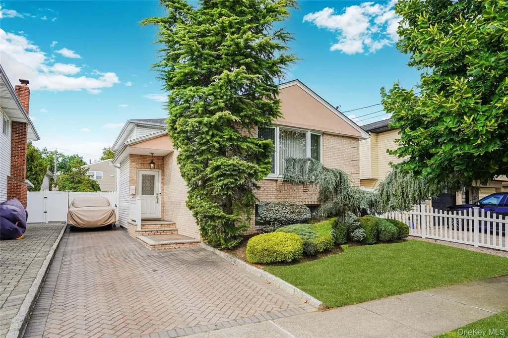 171 Merrill Avenue Staten Island NY 10314
