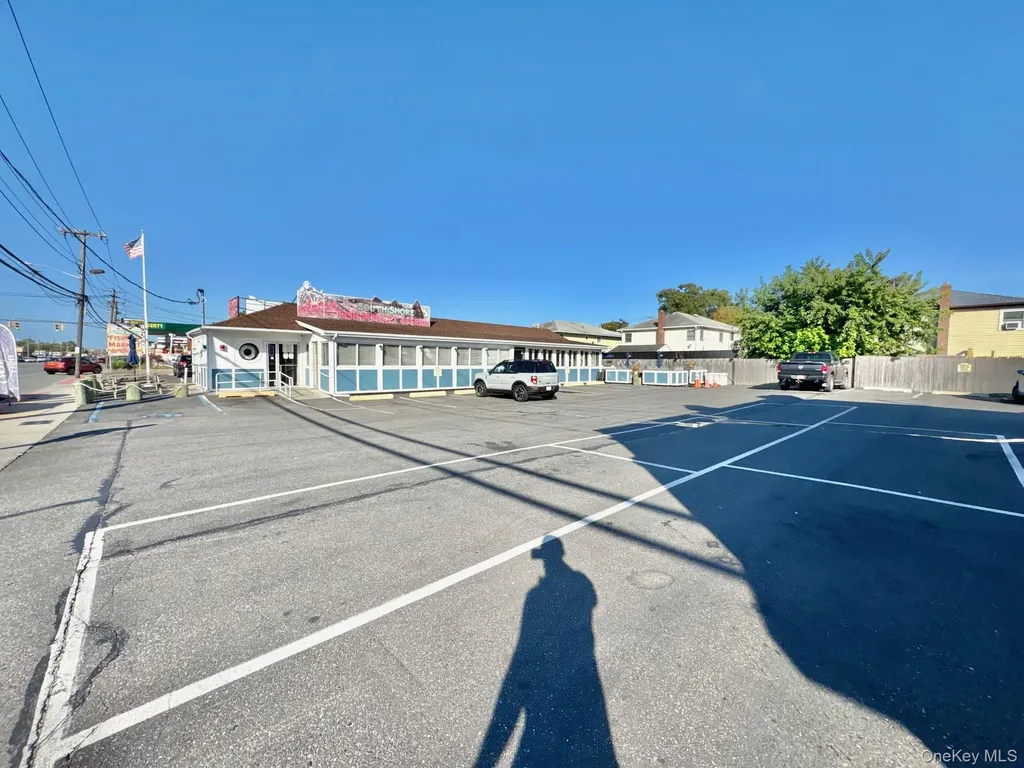 4257 Austin Boulevard Island Park NY 11558