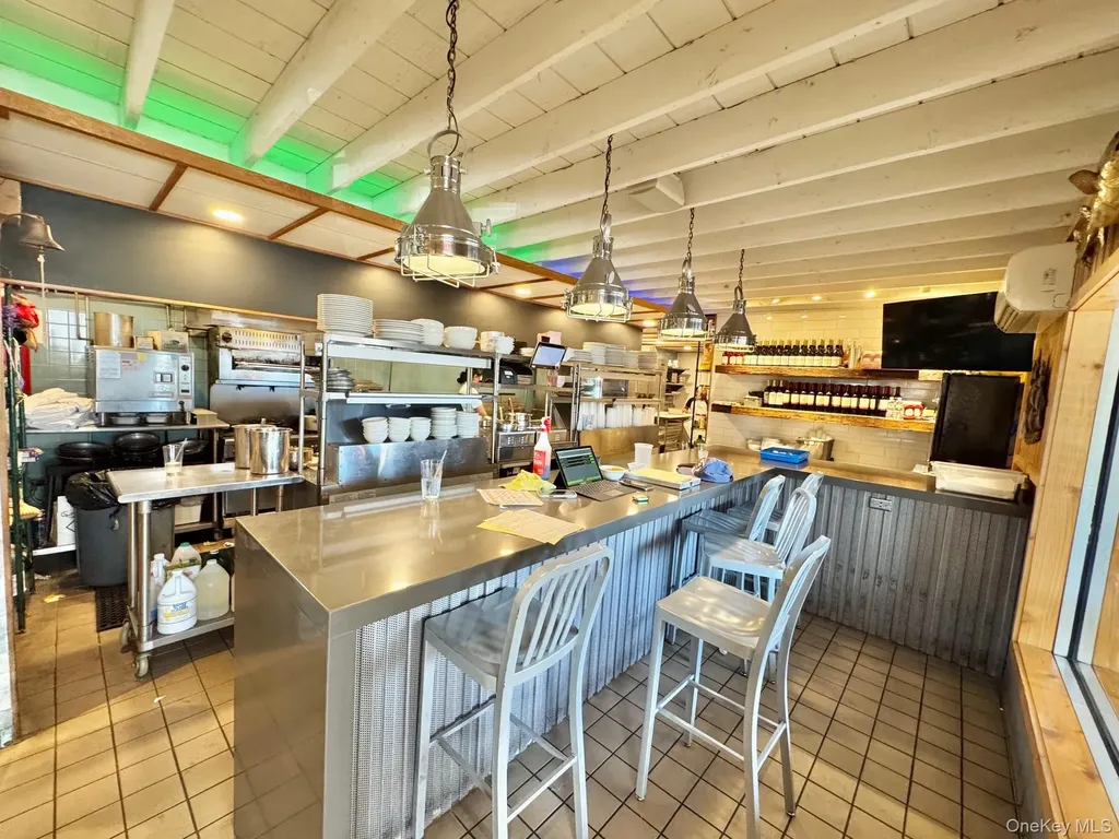 4257 Austin Boulevard Island Park NY 11558