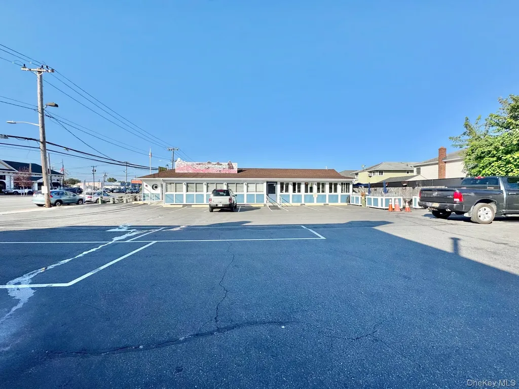 4257 Austin Boulevard Island Park NY 11558