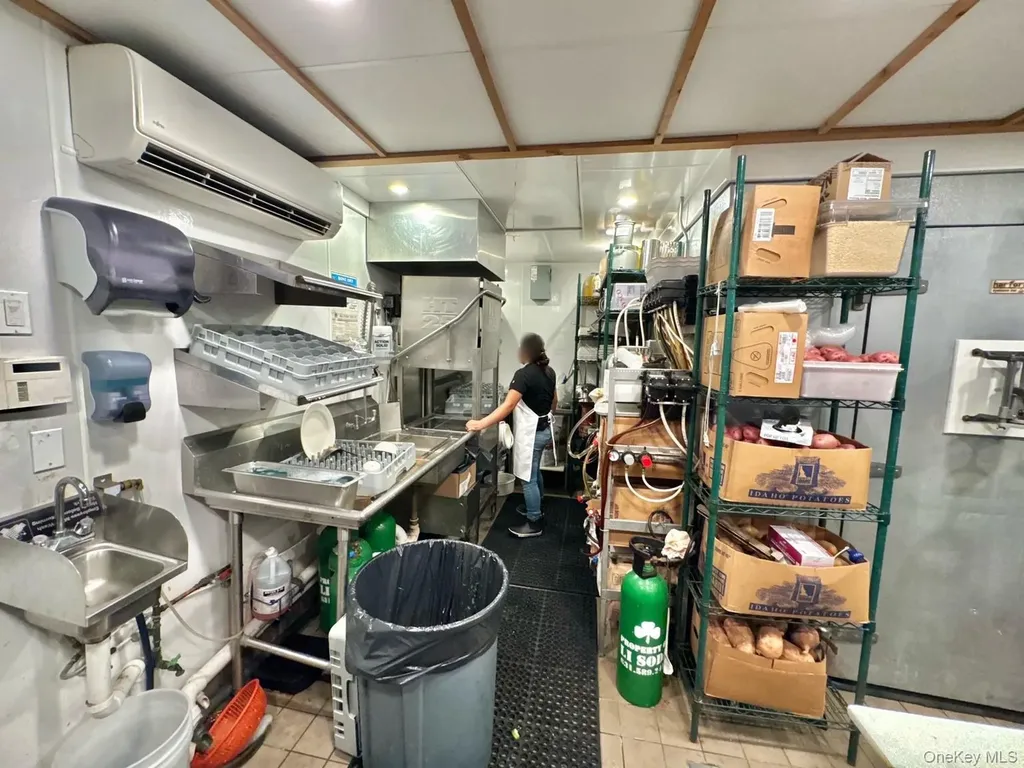 4257 Austin Boulevard Island Park NY 11558