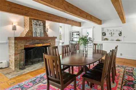 202 Buckwheat Bridge Germantown NY 12526