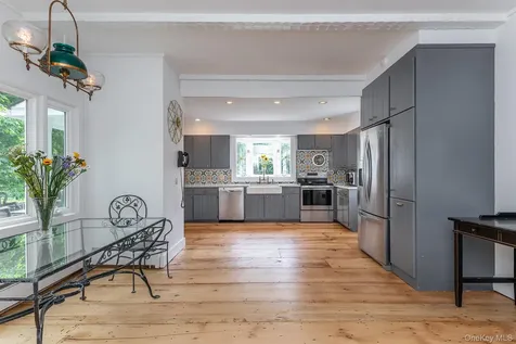 202 Buckwheat Bridge Germantown NY 12526