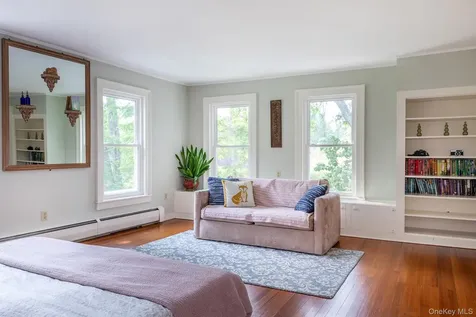 202 Buckwheat Bridge Germantown NY 12526