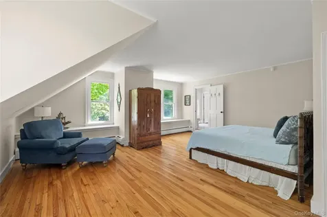 202 Buckwheat Bridge Germantown NY 12526