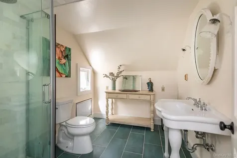 202 Buckwheat Bridge Germantown NY 12526