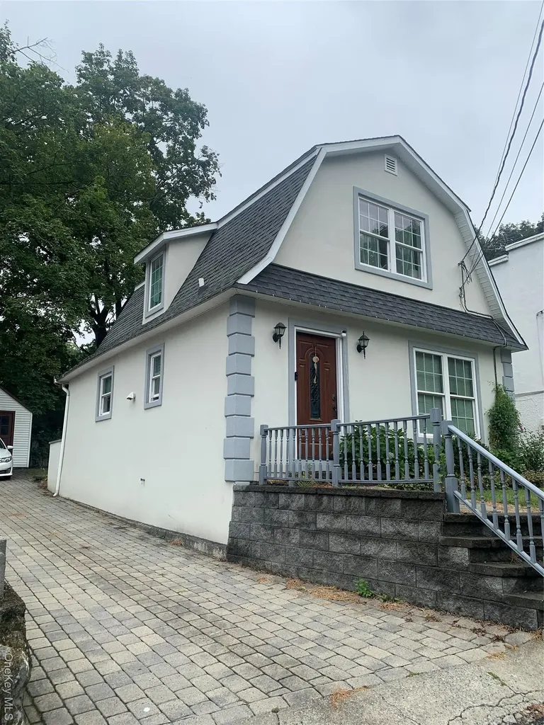 2 Cedar Lane Suffern NY 10901