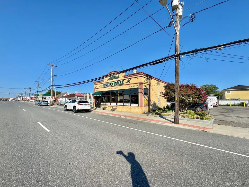 4259 Austin Boulevard Island Park NY 11558