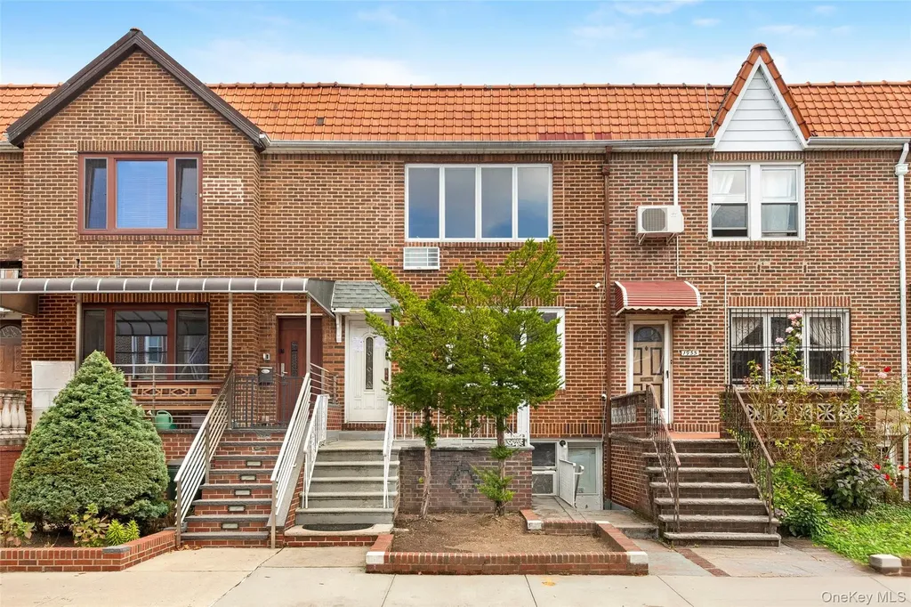 1953 E 27th Street Brooklyn NY 11229