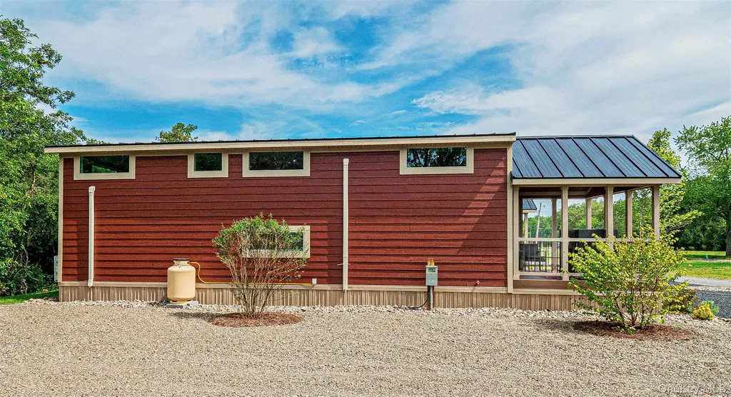 197 Wheeler Road Florida NY 10921