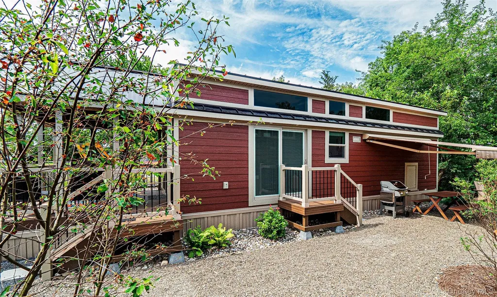 197 Wheeler Road Florida NY 10921