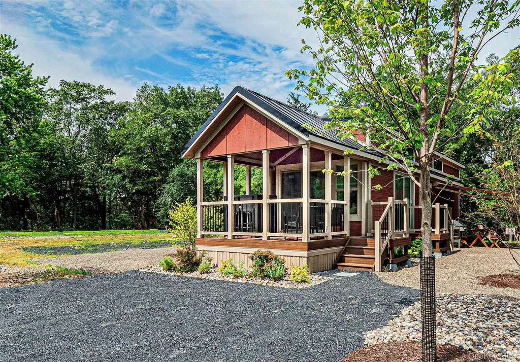 197 Wheeler Road Florida NY 10921