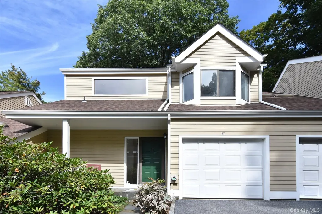 31 Westwood Close Irvington NY 10533