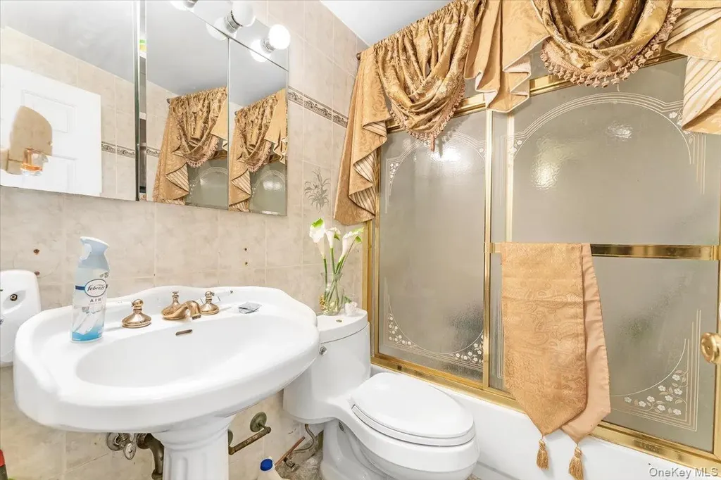 1475 Crotona Place Bronx NY 10456