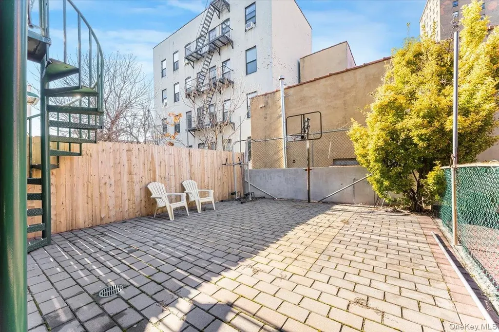 1475 Crotona Place Bronx NY 10456