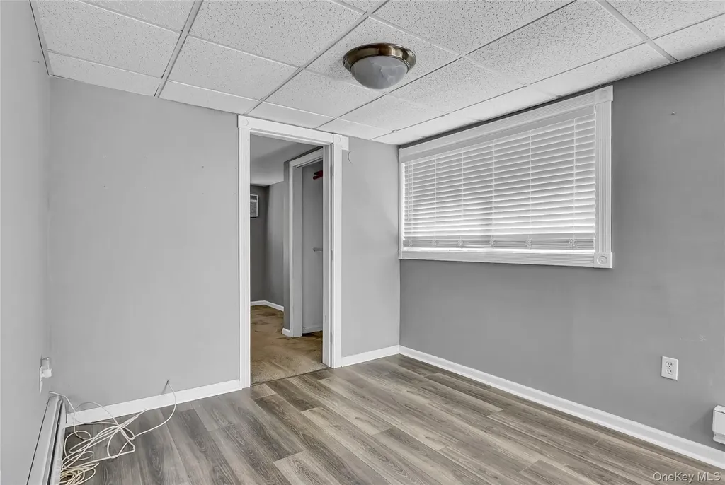 10 Barnyard Lane Levittown NY 11756